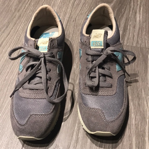 New Balance - Picture 2 of 3